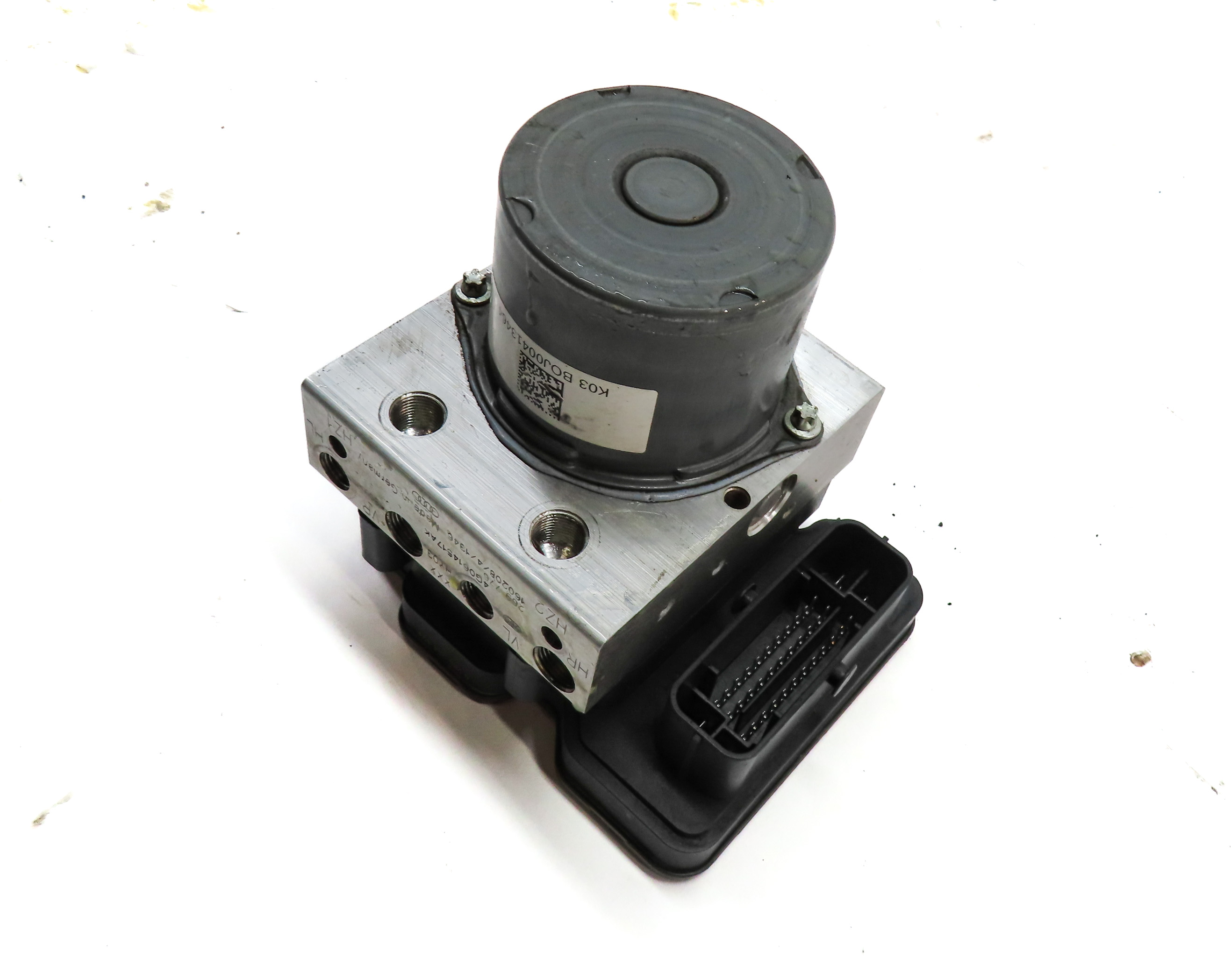 2015-2018 AUDI A6 A7 S6 S7 (C7 4G8) ABS ANTI LOCK BRAKE PUMP MODULE — exact item pictured
